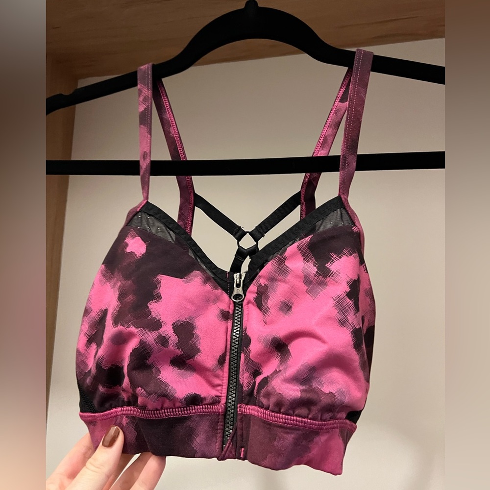 Lulu lemon sports bra